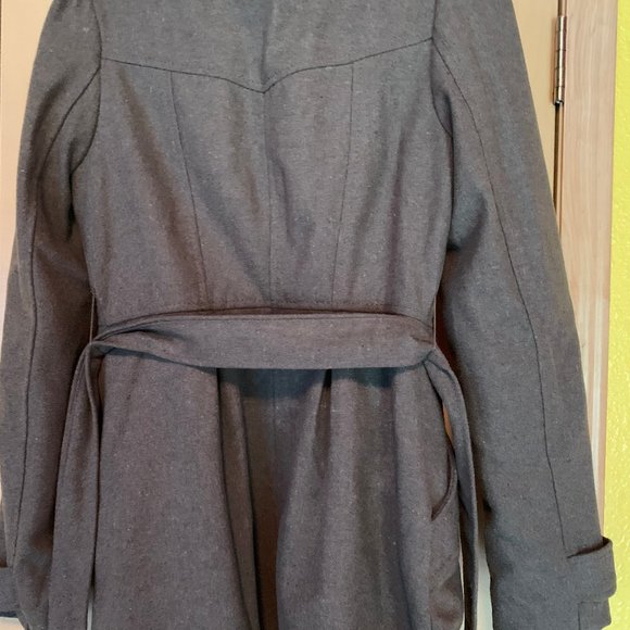 Divided by H&M Women's size Small Gray Wool Blend Lined Belted Coat - Picture 5 of 7